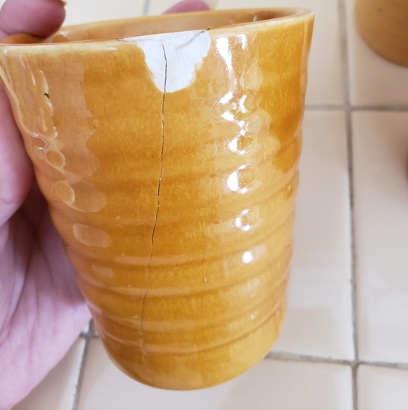 Bauer Pottery ceramic drinking set - Picture 2 of 7